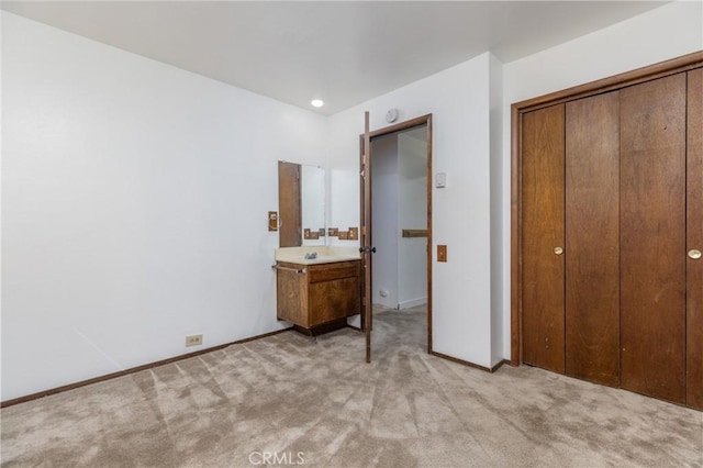 2113 Meridian Blvd Unit 133, Mammoth Lakes, CA 93546 - bedroom with light colored carpet and a closet