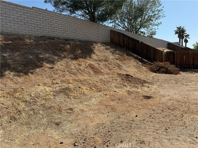 13575 Western Meadows Ln, Victorville, CA 92394 - photo 16