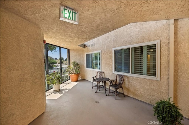 2700 E Panorama Dr Unit 208, Signal Hill, CA 90755 - view of patio / terrace