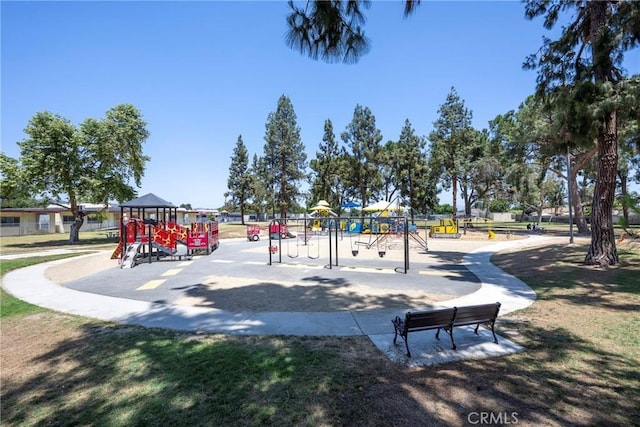 2302 Cayuga Ave, Placentia, CA 92870 - view of community playground