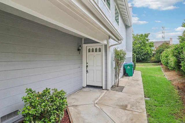 10559 Lansford Ln, San Diego, CA 92126 - entrance to property featuring a yard