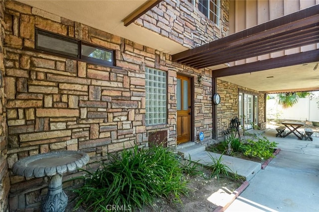 1835 Las Flores Dr, Glendale, CA 91207 - doorway to property featuring stone siding