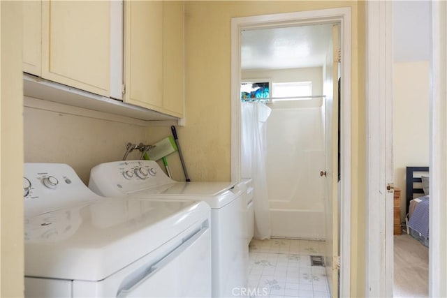 27786 Matterhorn Dr, Lake Arrowhead, CA 92352 - washroom with washer and clothes dryer and cabinet space