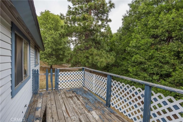 27786 Matterhorn Dr, Lake Arrowhead, CA 92352 - view of wooden deck