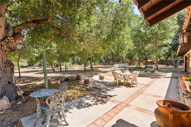31039 Hasley Canyon Rd, Castaic, CA 91384 - view of patio / terrace with outdoor dining area