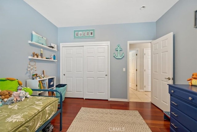 109 W Chestnut St, Nipomo, CA 93444 - bedroom featuring dark wood-style floors and a closet