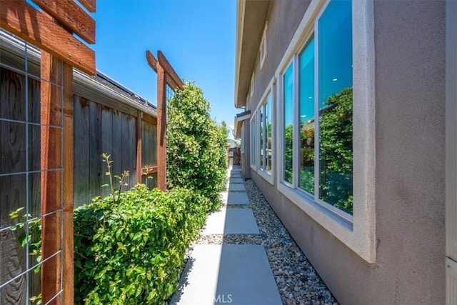1638 Monterey Ave, Grover Beach, CA 93433 - view of side of home with stucco siding
