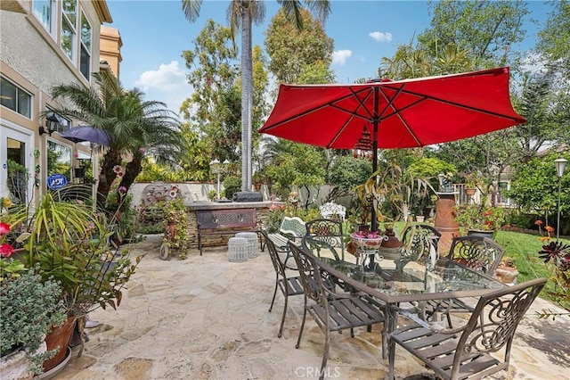 26942 Willow Tree Ln, Laguna Hills, CA 92653 - view of patio with outdoor dining area