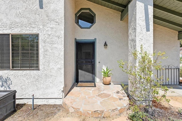 5550 La Cuenta Dr, San Diego, CA 92124 - view of exterior entry with stucco siding