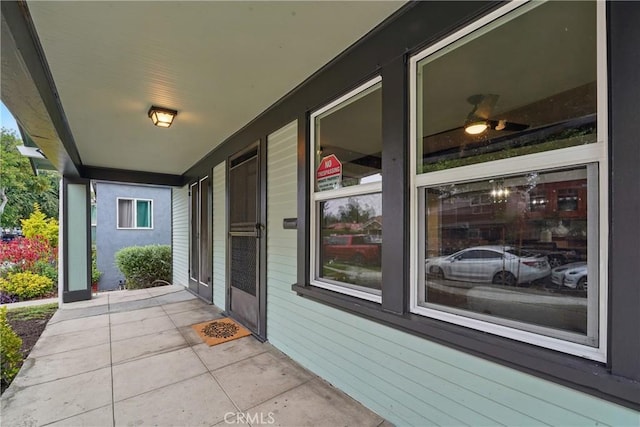 8680 Evergreen Ave, South Gate, CA 90280 - view of patio