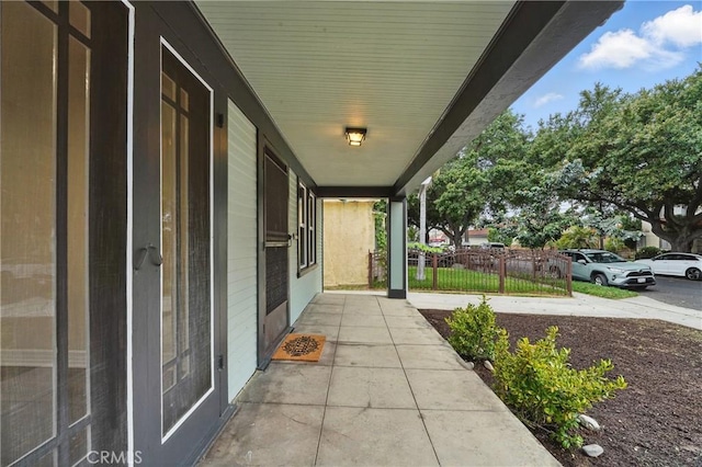 8680 Evergreen Ave, South Gate, CA 90280 - view of porch