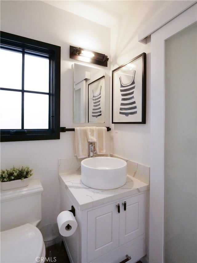 229 Marine Pl, Manhattan Beach, CA 90266 - bathroom with vanity and toilet