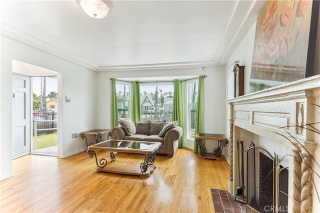 4519 9th Ave, Los Angeles, CA 90043 - living area with a fireplace with flush hearth and wood finished floors