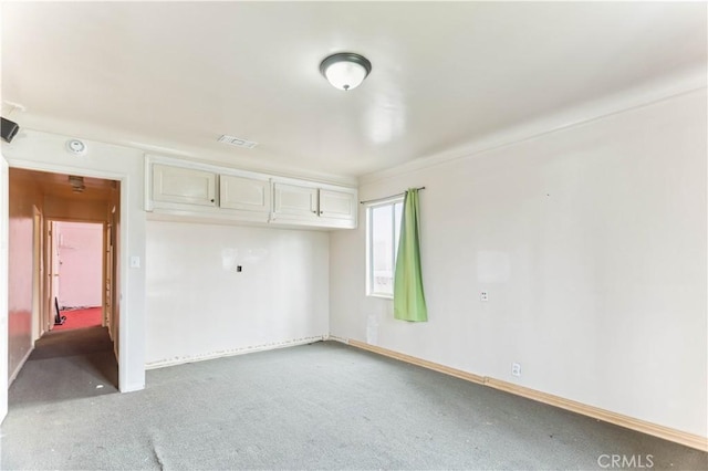 4519 9th Ave, Los Angeles, CA 90043 - empty room featuring light colored carpet