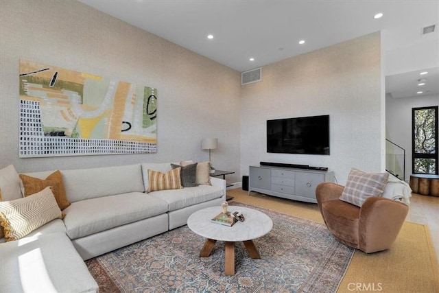 802 Bard St, Hermosa Beach, CA 90254 - living room featuring recessed lighting