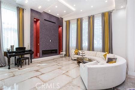 10418 Rubio Ave, Granada Hills, CA 91344 - view of lobby