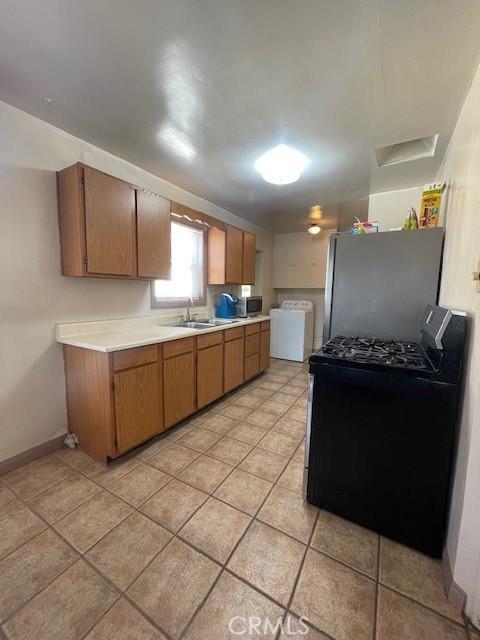 2807 Lincoln Dr, San Bernardino, CA 92405 - photo 16