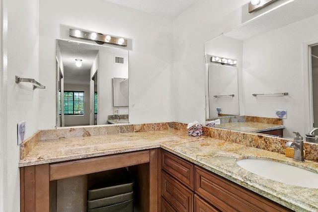 3611 S Bear St Unit K, Santa Ana, CA 92704 - bathroom featuring vanity