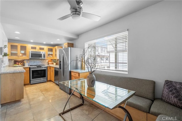 10480 Sunland Blvd Unit 27, Sunland, CA 91040 - photo 8
