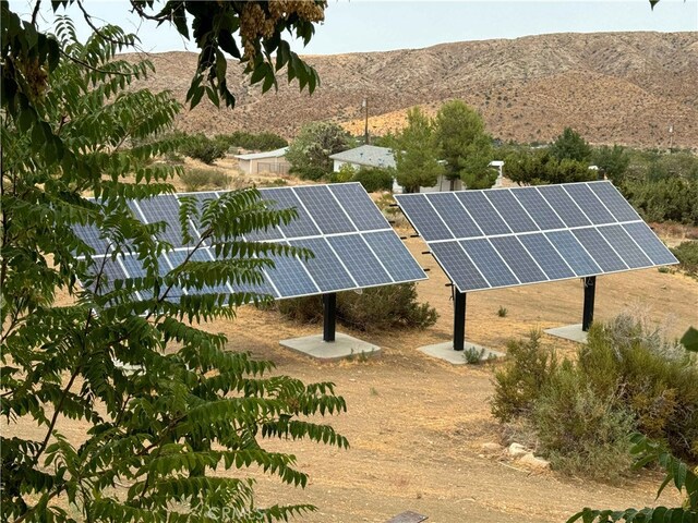 28714 Cruthers Creek Rd, Pearblossom, CA 93553 - view of yard featuring a mountain view