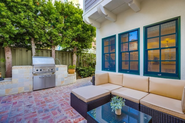 2569 Bungalow Pl, Corona Del Mar, CA 92625 - view of patio featuring exterior kitchen and outdoor lounge area