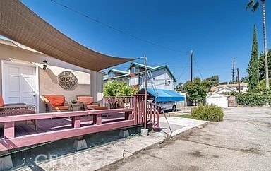 817 Chestnut Ave, Los Angeles, CA 90042 - photo 15
