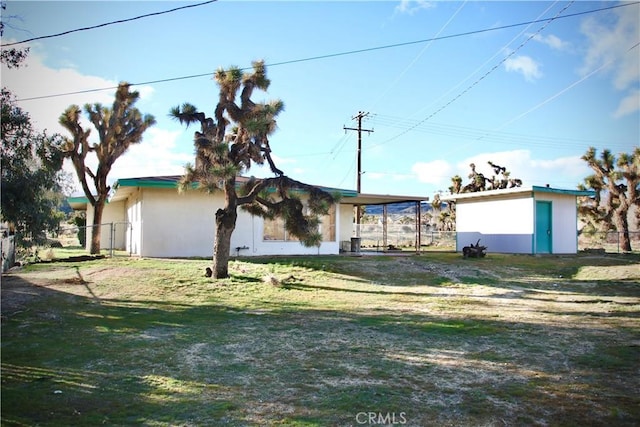57136 Navajo Trl, Yucca Valley, CA 92284 - back of property