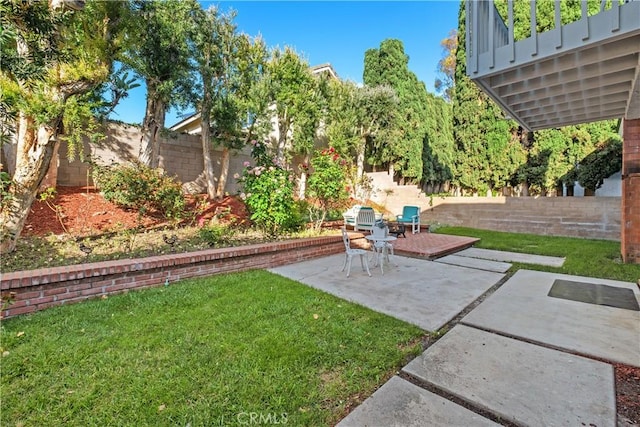 9 Aberdeen St, Irvine, CA 92620 - fenced backyard featuring a patio area