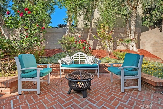 9 Aberdeen St, Irvine, CA 92620 - fenced backyard with a fire pit and a patio area