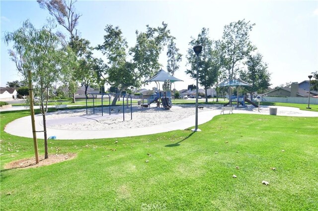 9 Aberdeen St, Irvine, CA 92620 - view of home's community with a lawn