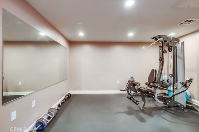 6938 Laurel Canyon Blvd Unit 101, North Hollywood, CA 91605 - workout area featuring recessed lighting