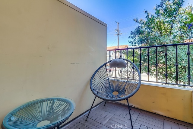 6938 Laurel Canyon Blvd Unit 101, North Hollywood, CA 91605 - view of balcony