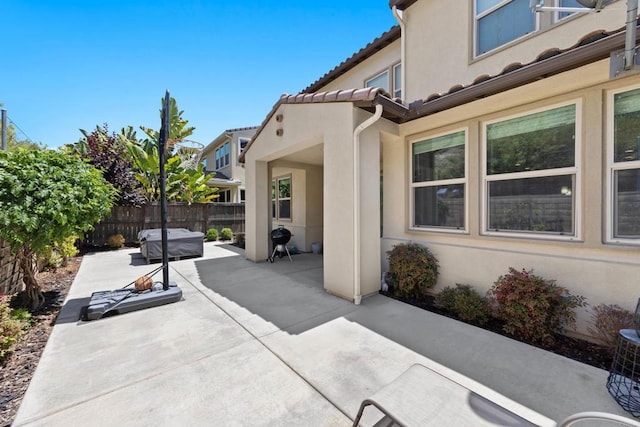 1925 Avenida Senecio Unit 2, Chula Vista, CA 91913 - fenced backyard featuring a patio