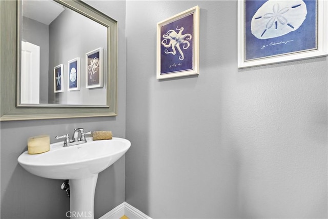 507 Corte Del Oro, San Clemente, CA 92673 - bathroom with a sink