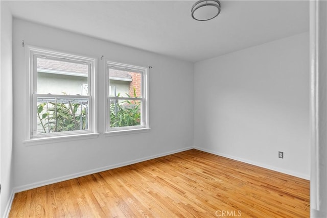 12319 Aneta St, Culver City, CA 90230 - unfurnished room featuring light wood-type flooring and baseboards