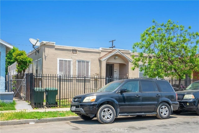 1139 E 68th St, Los Angeles, CA 90001 - view of front of property with stucco siding