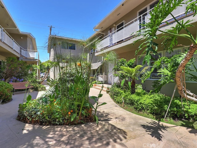 3042 E 3rd St Unit 5, Long Beach, CA 90814 - surrounding community