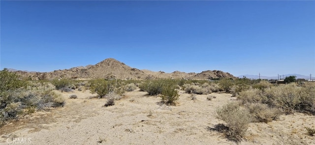 800 Desert View Rd, Lucerne Valley, CA 92356
