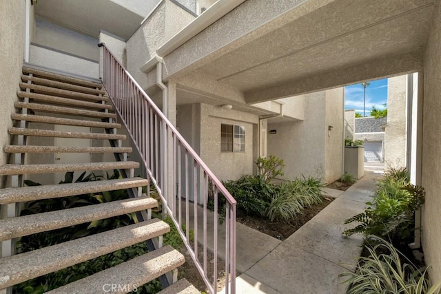 20155 Keswick St Unit 211, Winnetka, CA 91306 - view of stairway
