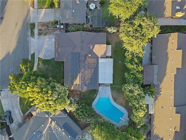 6330 N Wilson Ave, Fresno, CA 93704 - aerial overview of property's location featuring a pool