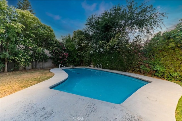 6330 N Wilson Ave, Fresno, CA 93704 - outdoor pool with a patio area