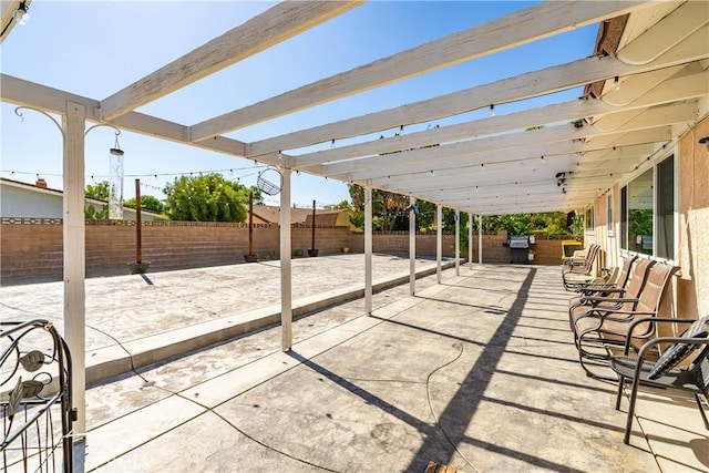 43657 21st St W, Lancaster, CA 93536 - fenced backyard featuring a patio area and a pergola