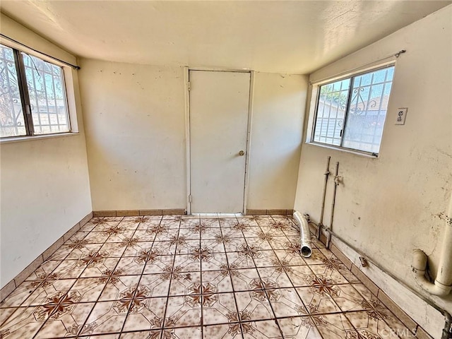2516 Tamora Ave, South El Monte, CA 91733 - unfurnished bedroom featuring a closet