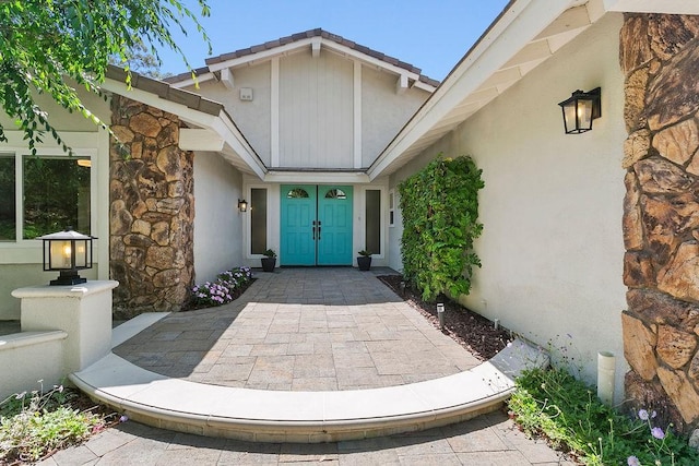245 S Via Montanera, Anaheim Hills, CA 92807 - entrance to property with stucco siding and stone siding