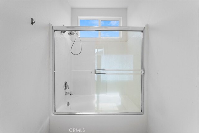 7600 N Courage Way, Van Nuys, CA 91405 - full bathroom featuring bath / shower combo with glass door