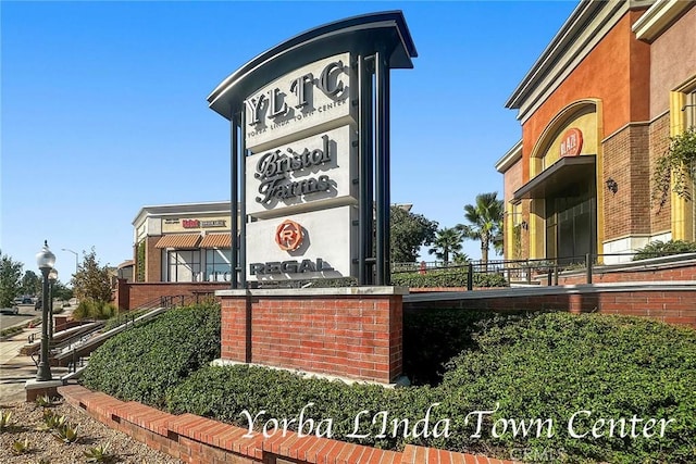 4692 Lakeview Ave Unit 8, Yorba Linda, CA 92886 - view of community / neighborhood sign