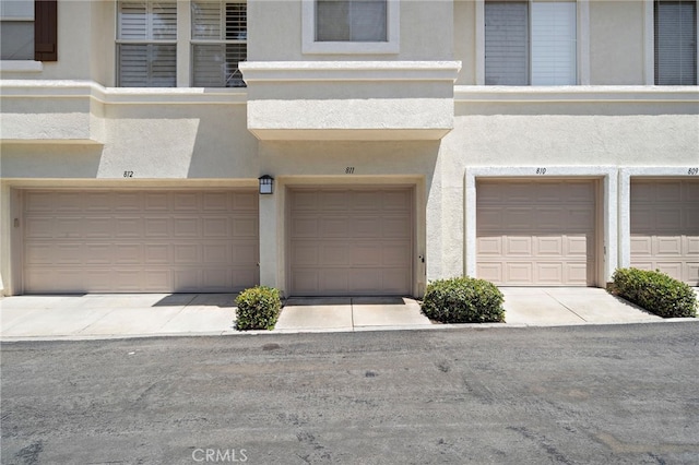 811 Larkridge, Irvine, CA 92618 - view of garage