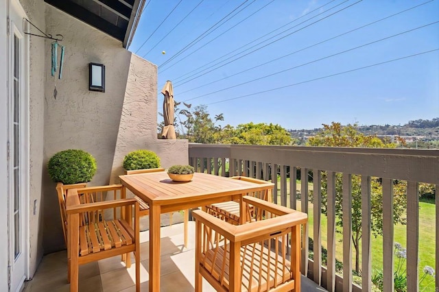 5983 Gaines St, San Diego, CA 92110 - view of balcony