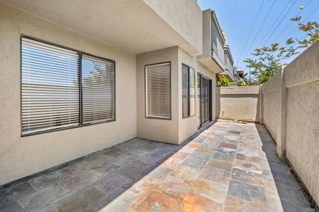 5983 Gaines St, San Diego, CA 92110 - view of patio