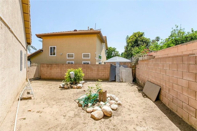 15521 Sandra Ln, Sylmar, CA 91342 - view of fenced backyard